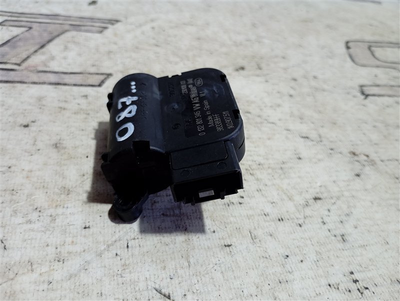 Сервопривод заслонки печки Volkswagen Passat 2008 B6