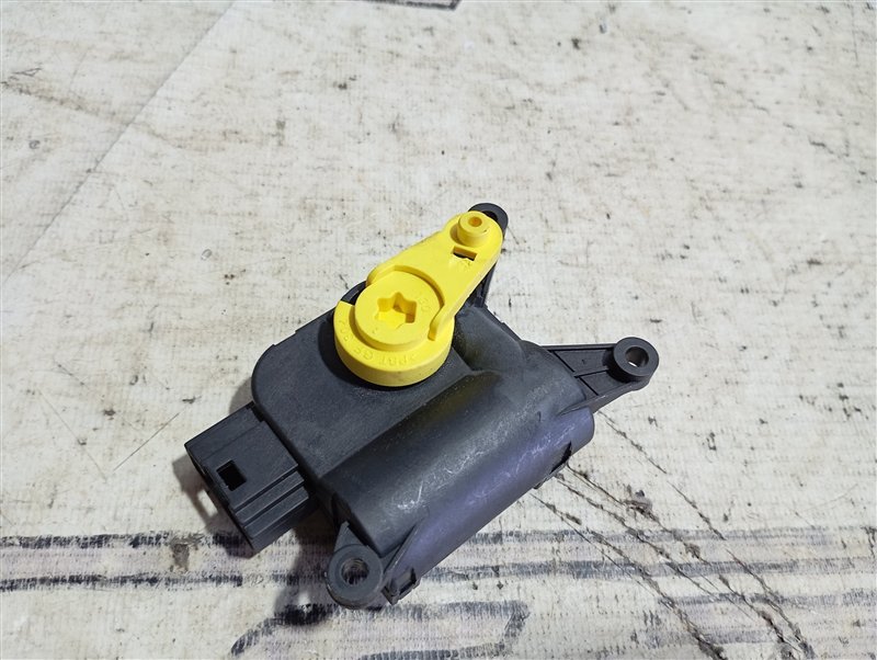 Сервопривод заслонки печки Volkswagen Passat 2008 B6