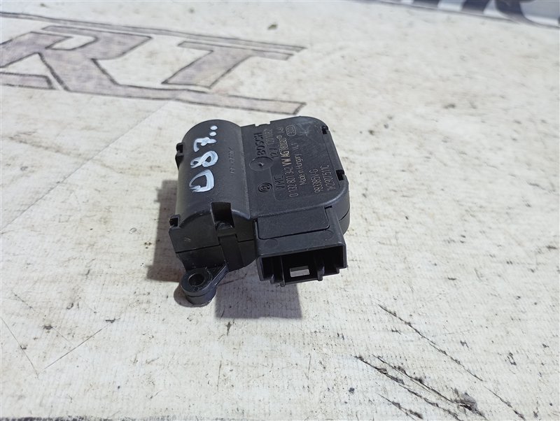 Сервопривод заслонки печки Volkswagen Passat 2008 B6