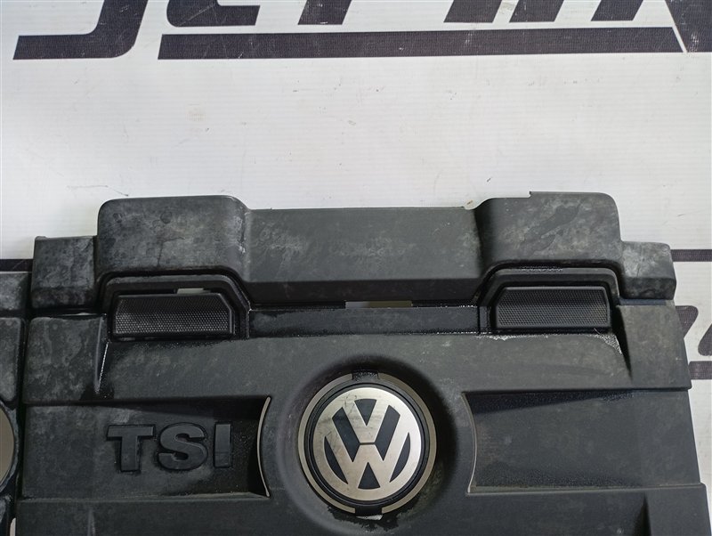 Крышка двигателя декоративная Volkswagen Touran 2011 1T