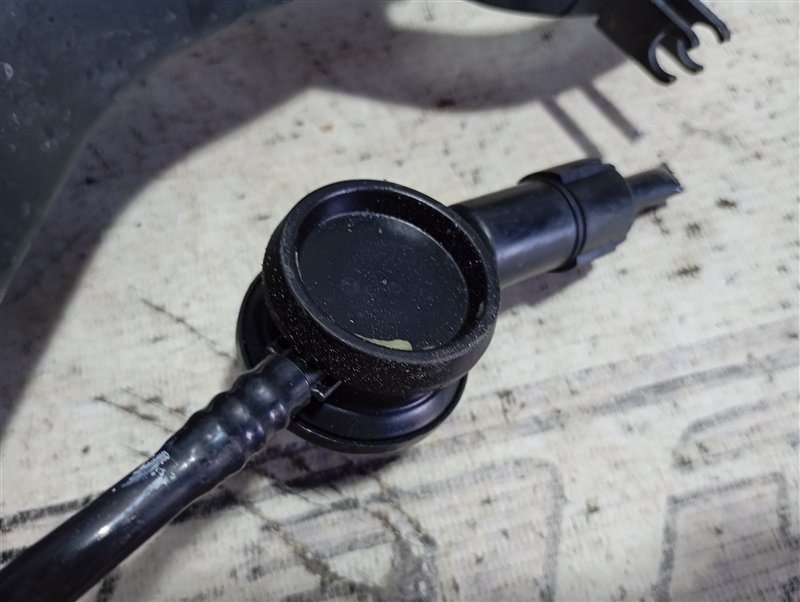 Адсорбер топливный Volkswagen Passat 2002 B5