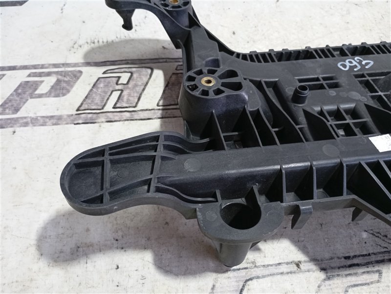 Площадка аккумулятора Volkswagen Touran 2011 1T