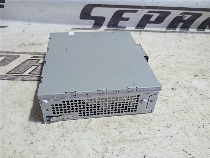 Блок управления магнитолой Audi A6 2013 C7