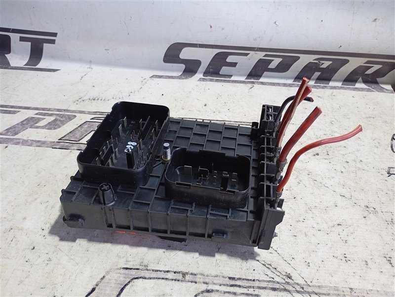 Блок предохранителей Volkswagen Passat 2006 B6