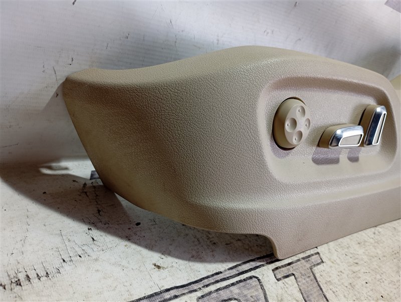 Кнопки регулировки сиденья Audi Q5 2013 8R