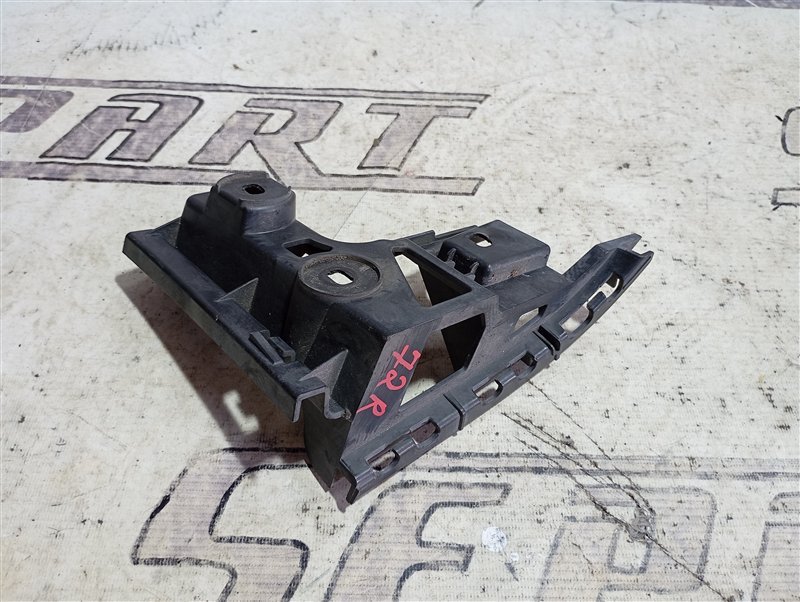 Кронштейн бампера Volkswagen Touran 2011 1T