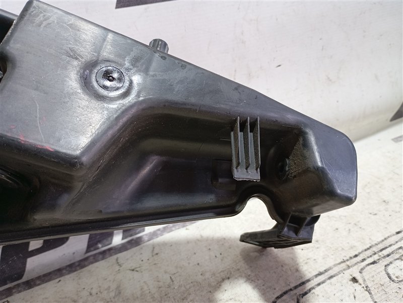 Бачок омывателя Audi Q5 2013 8R