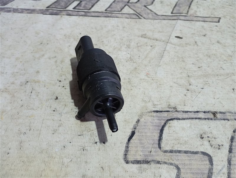 Насос омывателя стекла Audi A6 2011 C7