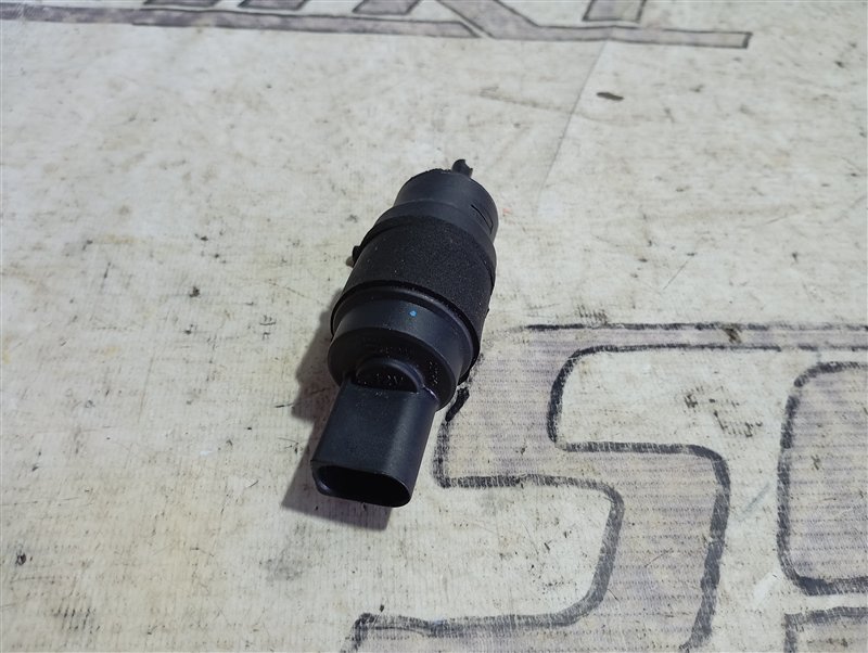 Насос омывателя стекла Audi A6 2011 C7