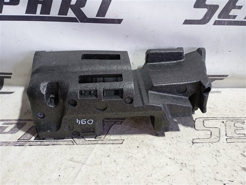 Ящик для инструментов Audi Q5 2013 8R