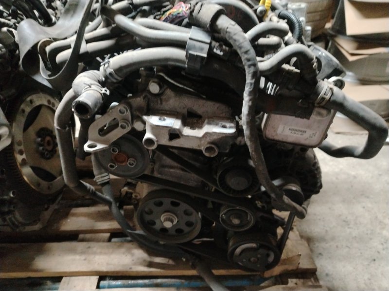 Двигатель Skoda YETI 2015