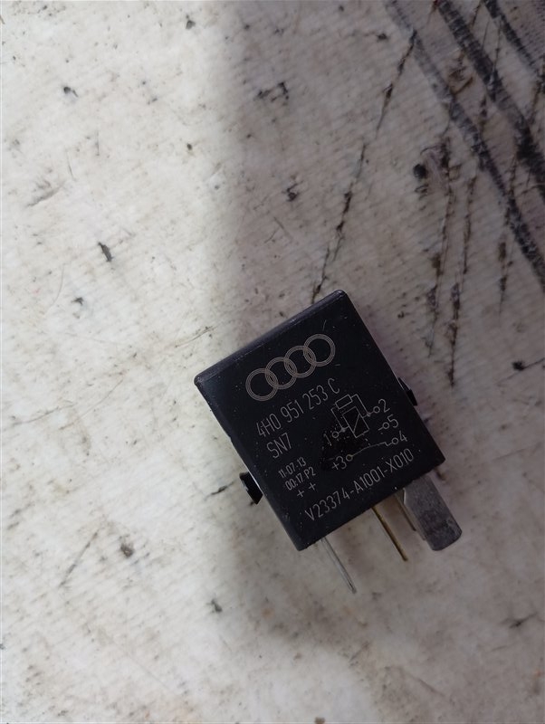 Реле Volkswagen Touran 2011 1T