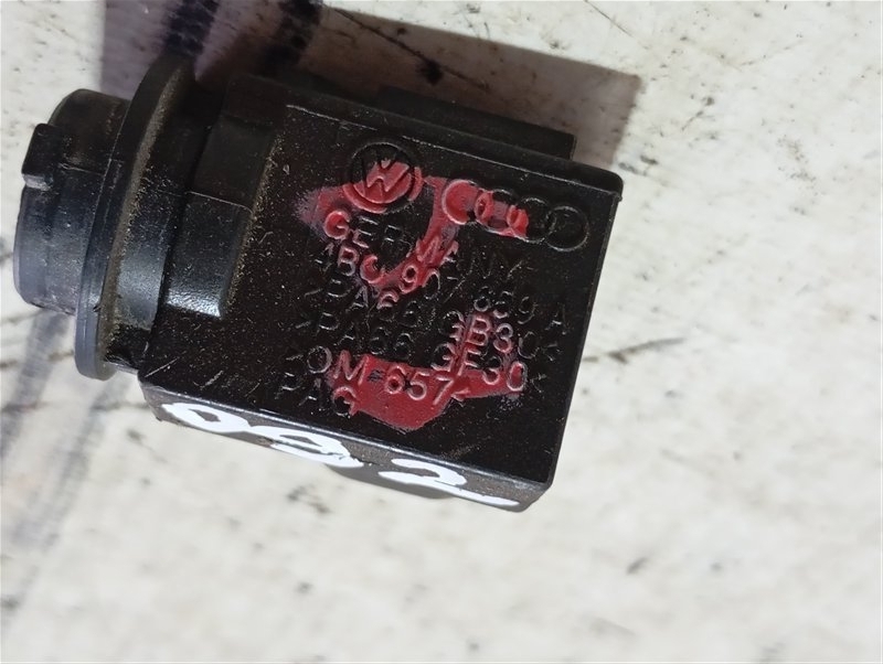 Датчик качества воздуха Audi A3 2009 8P