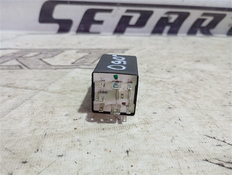 Реле Volkswagen Passat 2002 B5