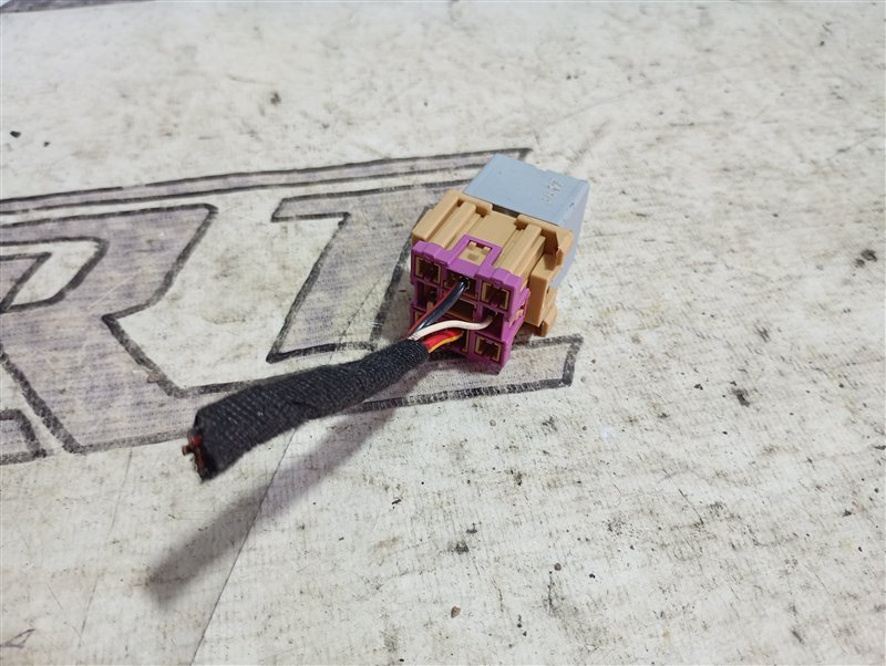 Реле Volkswagen Passat 2002 B5