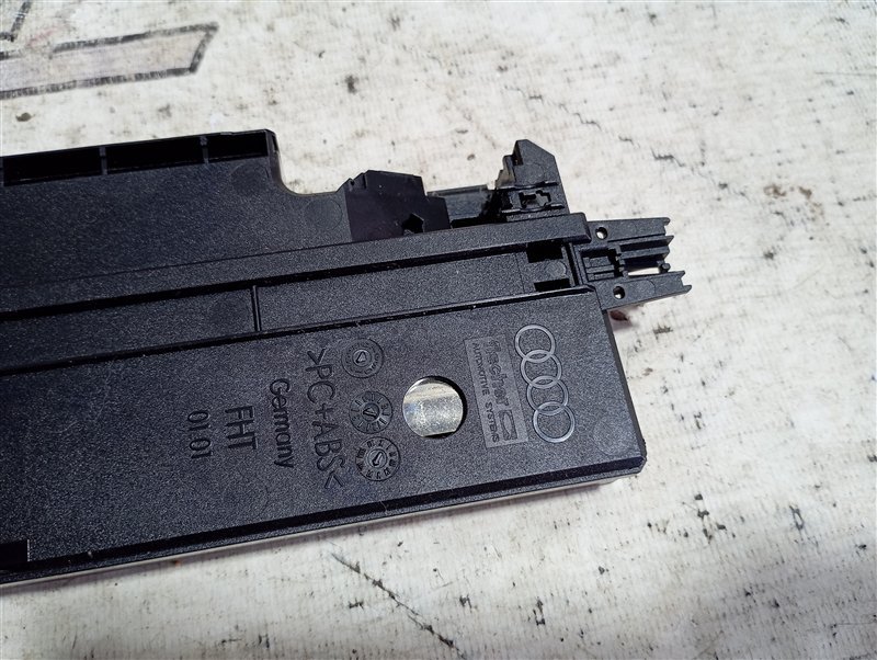 Визитница Audi A3 2009 8P