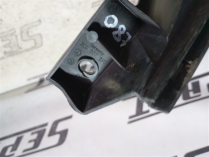 Кронштейн бампера Volkswagen Passat 2008 B6