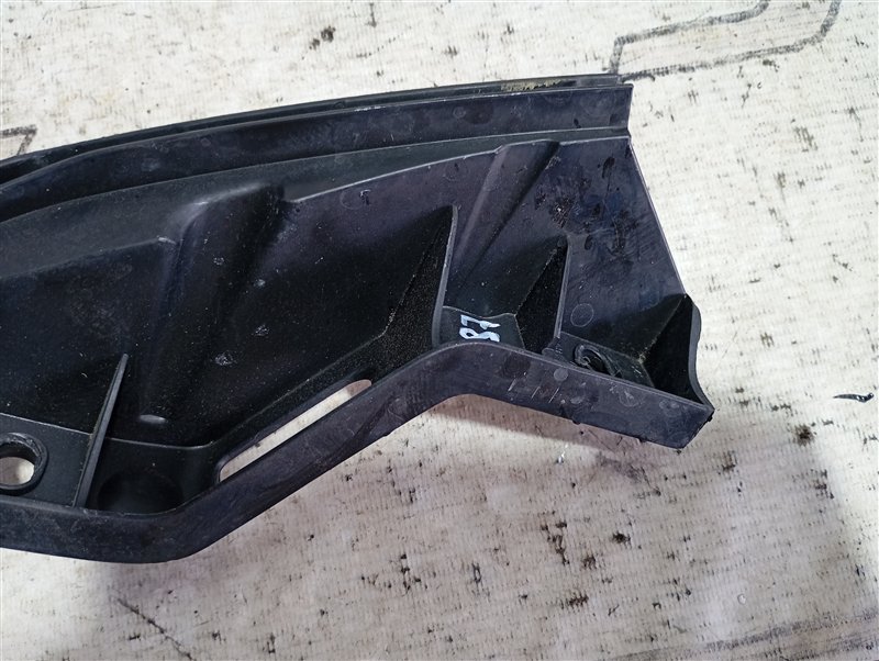 Кронштейн бампера Volkswagen Passat 2008 B6