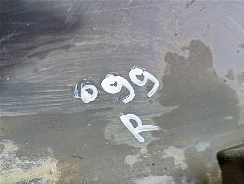 Накладка порога наружная Volkswagen Passat 2012 B7