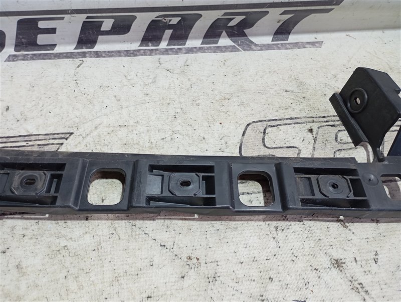 Кронштейн бампера Volkswagen Passat 2006 B6