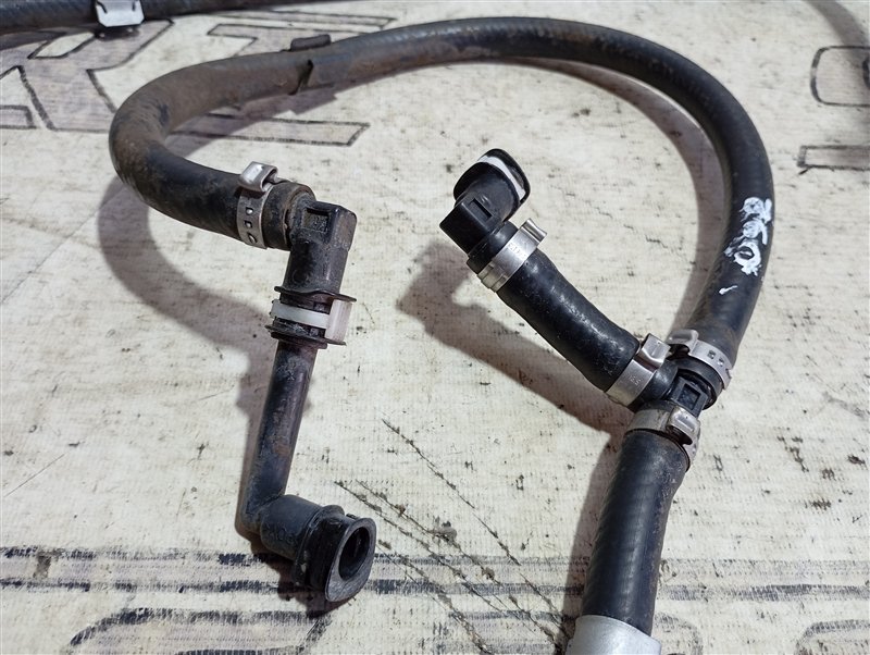 Шланг омывателя фар Audi A3 2009 8P