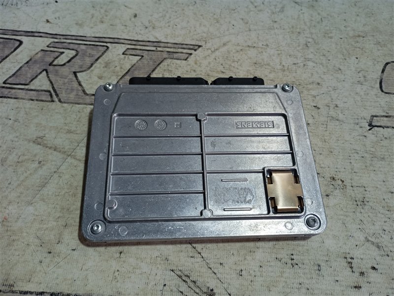 Блок управления двигателем Volkswagen Passat 2002 B5