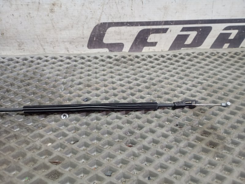 Трос открывания двери Skoda YETI 2011 5L