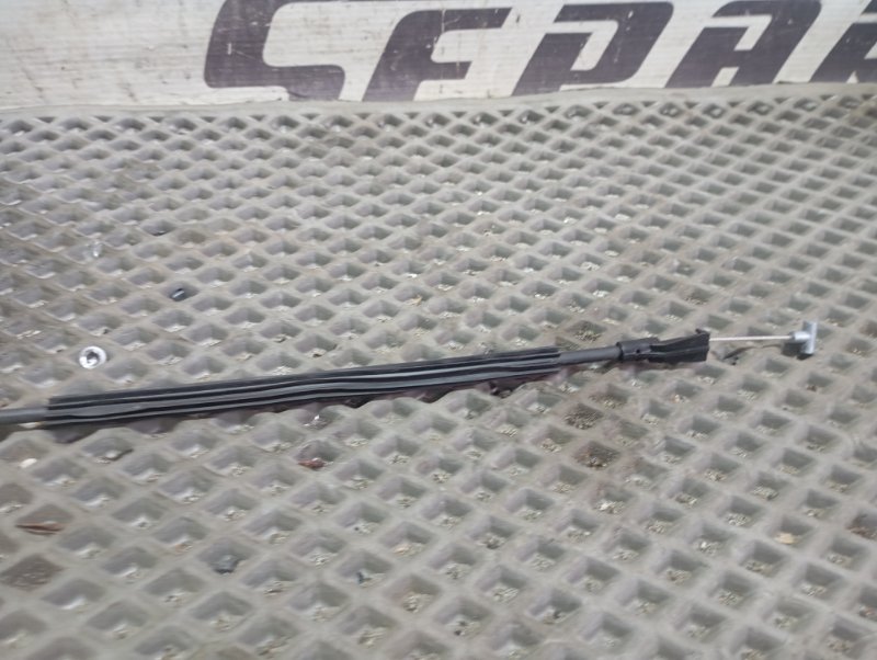 Трос открывания двери Skoda YETI 2011 5L