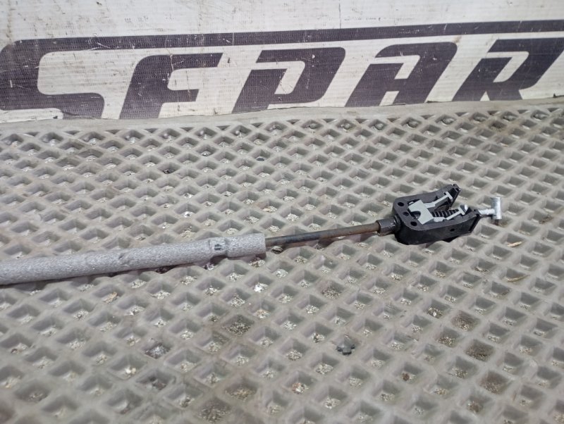 Трос открывания двери Skoda YETI 2011 5L