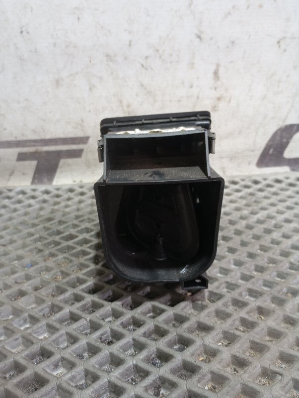 Дефлектор салона Volkswagen Touareg 2006 GP