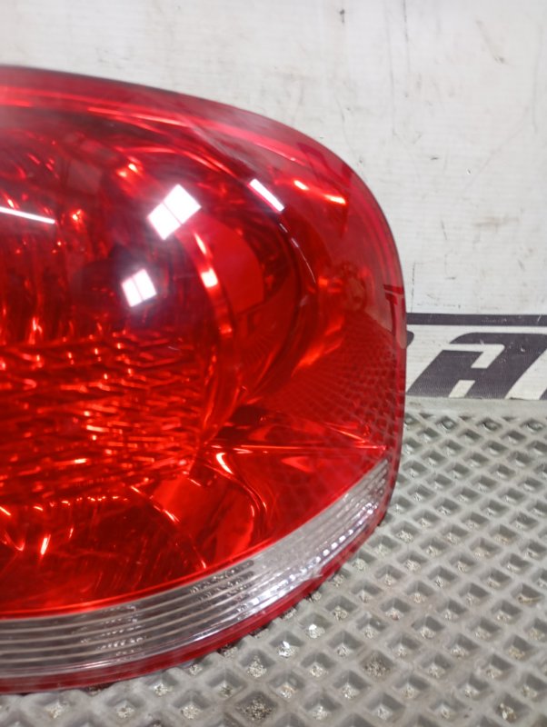 Фонарь наружный Volkswagen Touareg 2006 GP