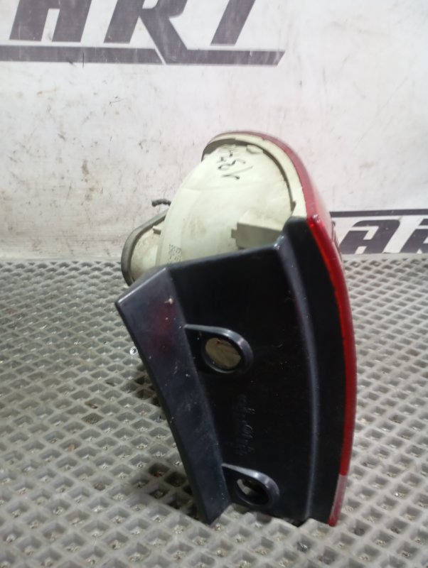 Фонарь наружный Volkswagen Touareg 2006 GP