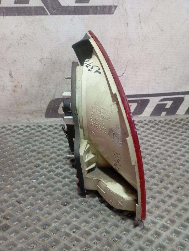 Фонарь внутренний Volkswagen Touareg 2006 GP