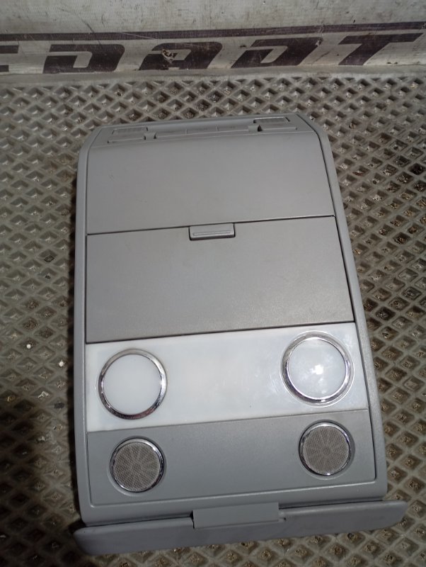 Плафон потолочный Volkswagen Touareg 2006 GP