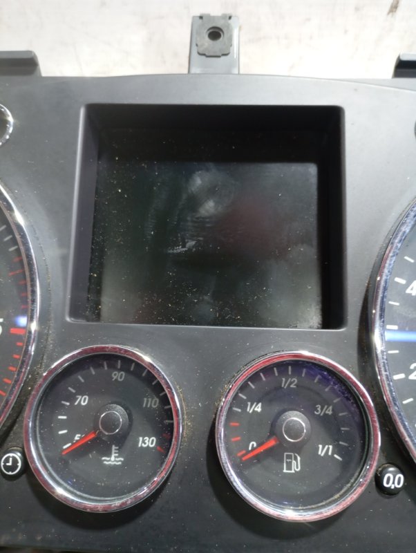 Панель приборов Volkswagen Touareg 2006 GP