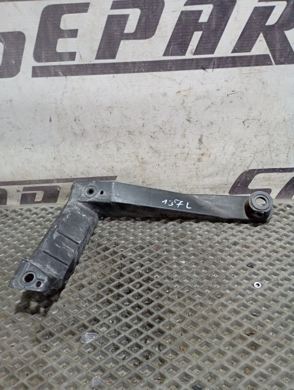 Кронштейн бампера Volkswagen Touareg 2006 GP