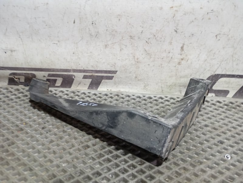 Кронштейн бампера Volkswagen Touareg 2006 GP