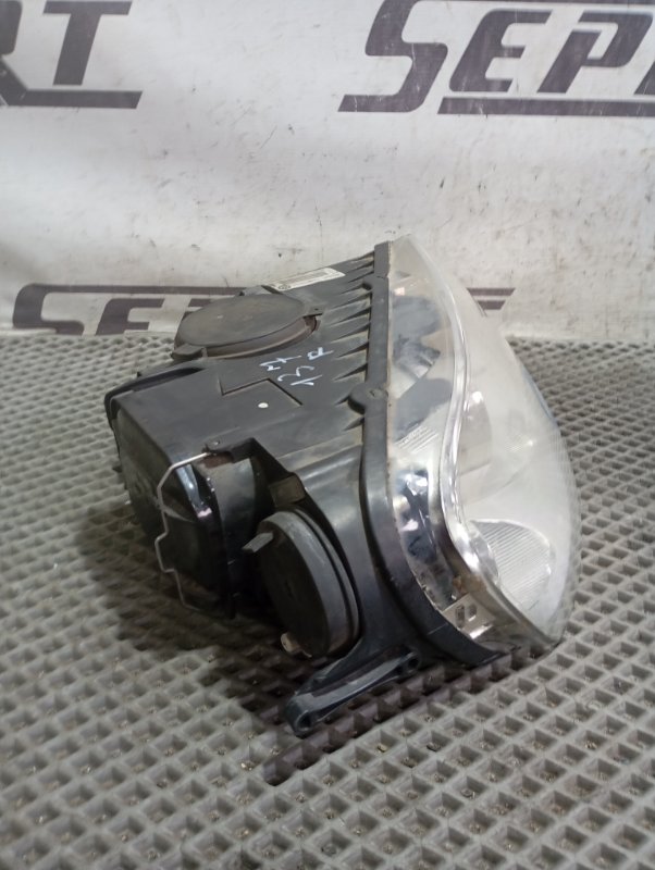 Фары Volkswagen Touareg 2006 GP