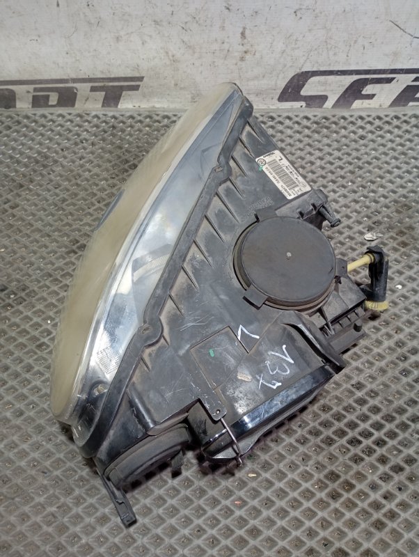 Фары Volkswagen Touareg 2006 GP