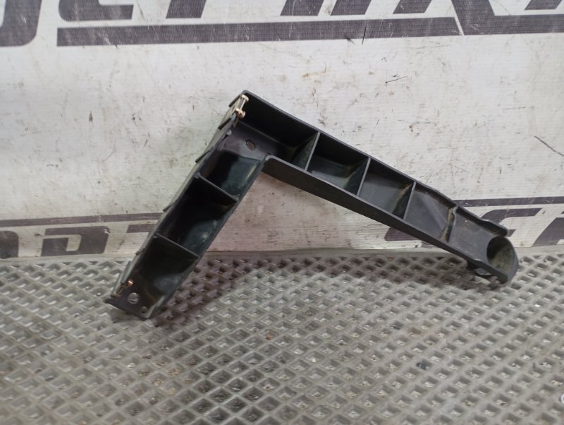 Кронштейн бампера Volkswagen Touareg 2006 GP