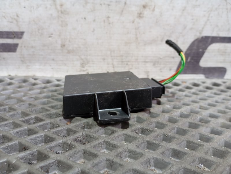 Блок иммобилайзера Volkswagen Touareg 2006 GP