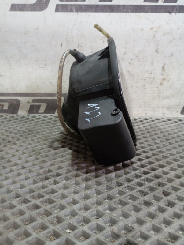 Лючок топливного бака Skoda YETI 2011 5L