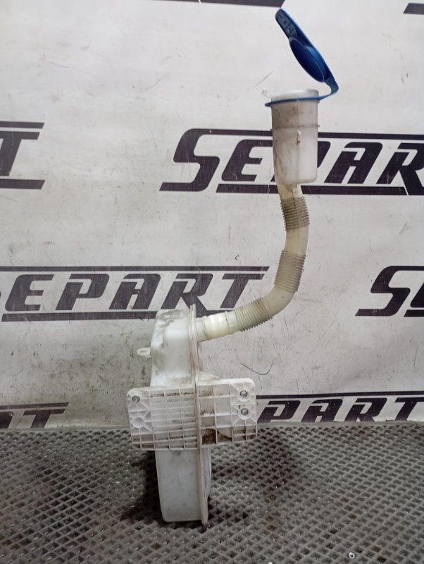 Бачок омывателя Skoda YETI 2011 5L