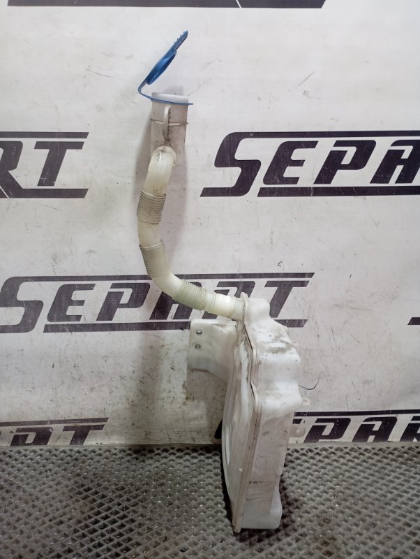 Бачок омывателя Skoda YETI 2011 5L