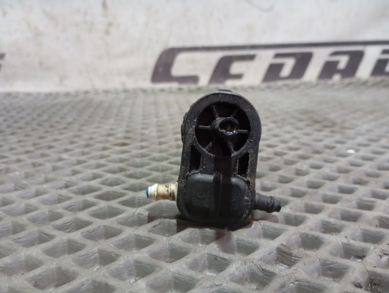 Насос омывателя стекла Skoda YETI 2011 5L