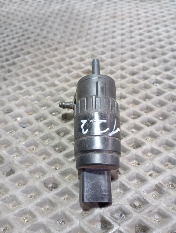 Насос омывателя стекла Skoda YETI 2011 5L