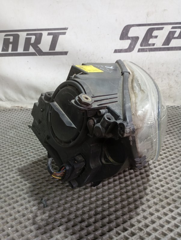 Фара Skoda YETI 2011 5L