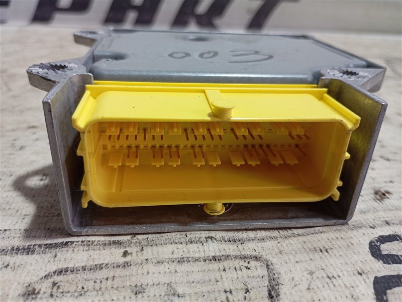 Блок управления подушками безопасности Audi A6 2007 C6