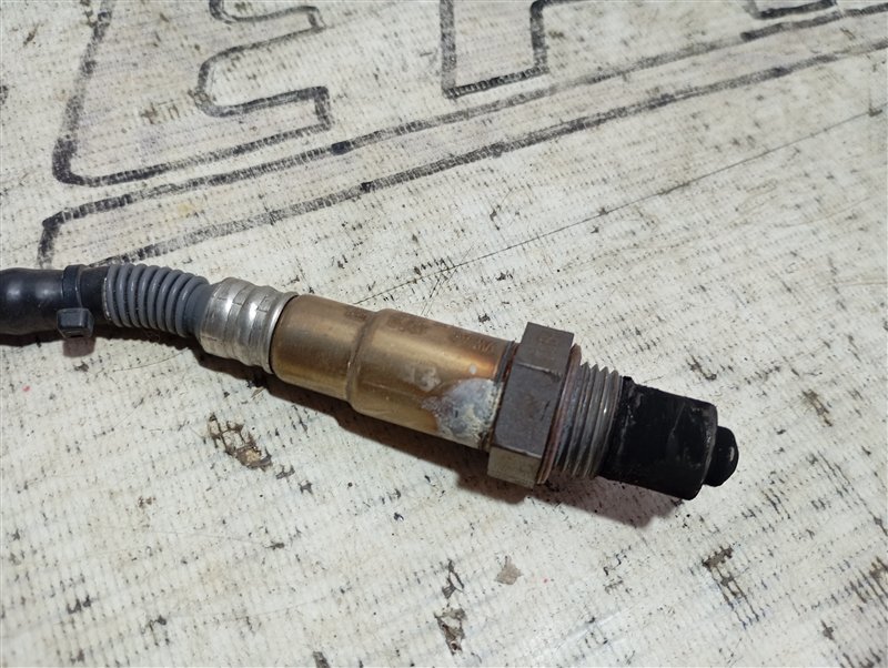 Датчик кислородный Volkswagen Passat 2012 B7