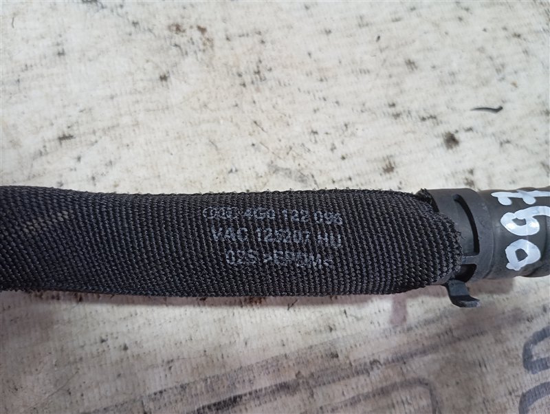 Патрубок системы охлаждения Audi A6 2013 C7